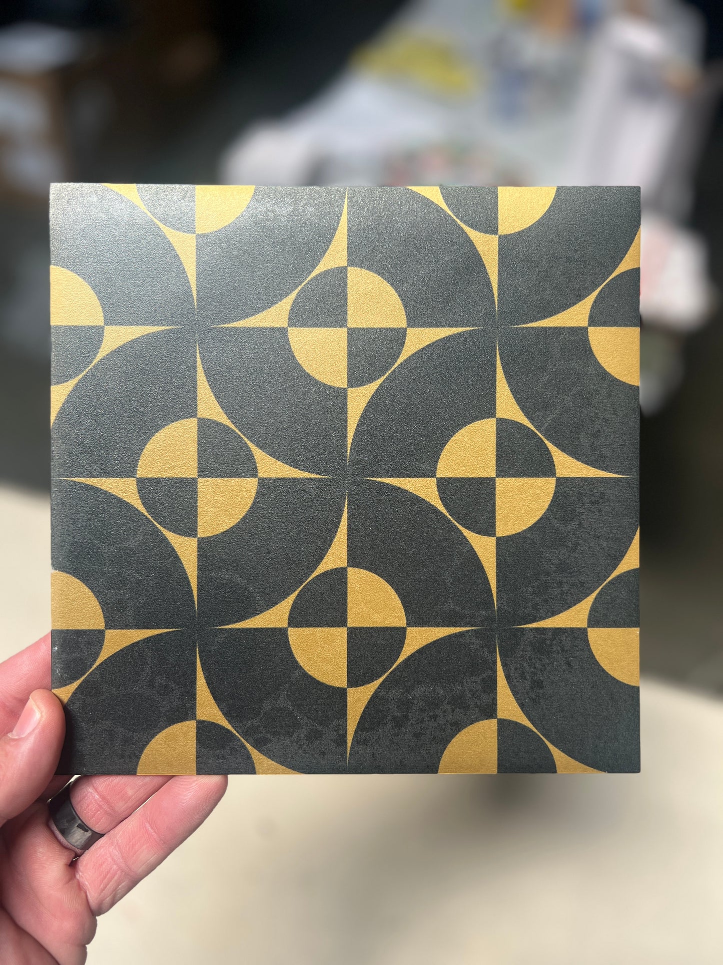 Prism V2 8x8 on Metallic Gold