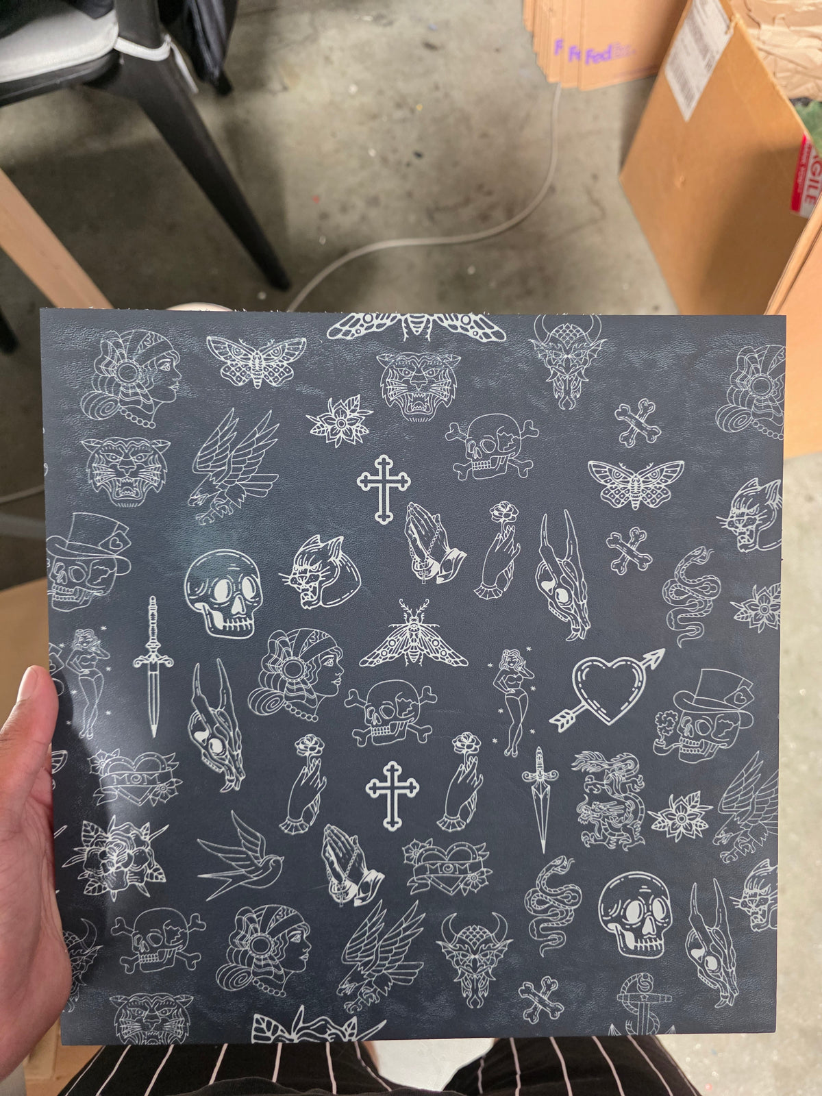 Retro tattoo scattered (Faded edges)