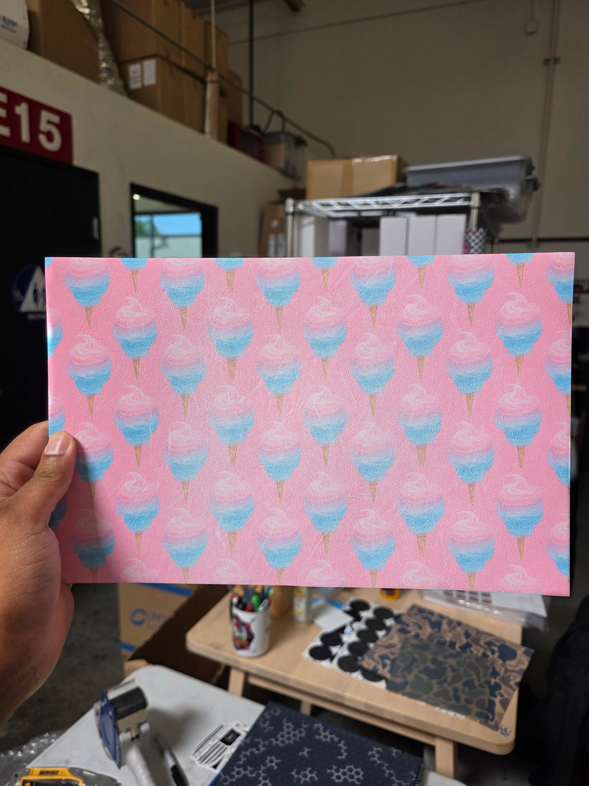 Cotton candy (Faded)